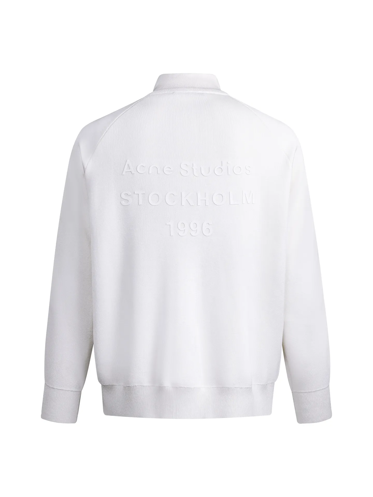 Acne Studios 26SS back silicone embossed leather knitted cardigan ●Purchased and developed by Authentic 5500 ●Viscose nylon blended yarn ●Using German imported (SOTO) 14 loom ●Silicone embossing ●Wool fermentation wash ●Customized 1:1 zipper ●Customized 1:1 trademark ●Fit version ●Size: S M L XL ●Style number: 26165/2C#30 ●Hand washing is recommended (this product is made of wool and is not easy to machine wash)